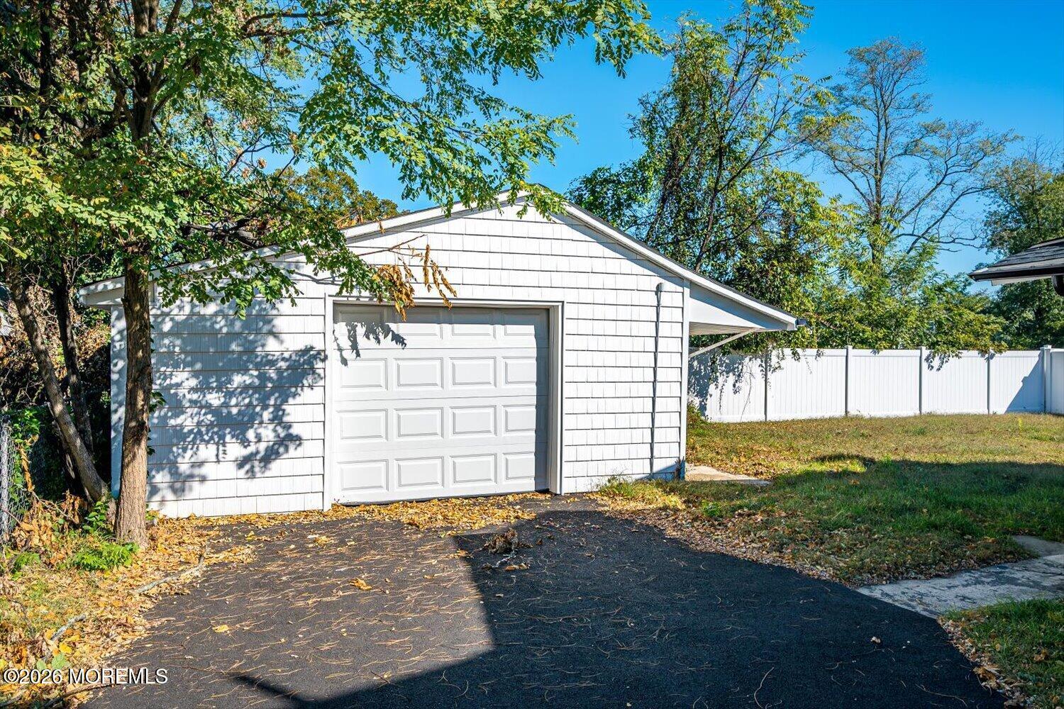 12 White Street Middletown NJ 07748