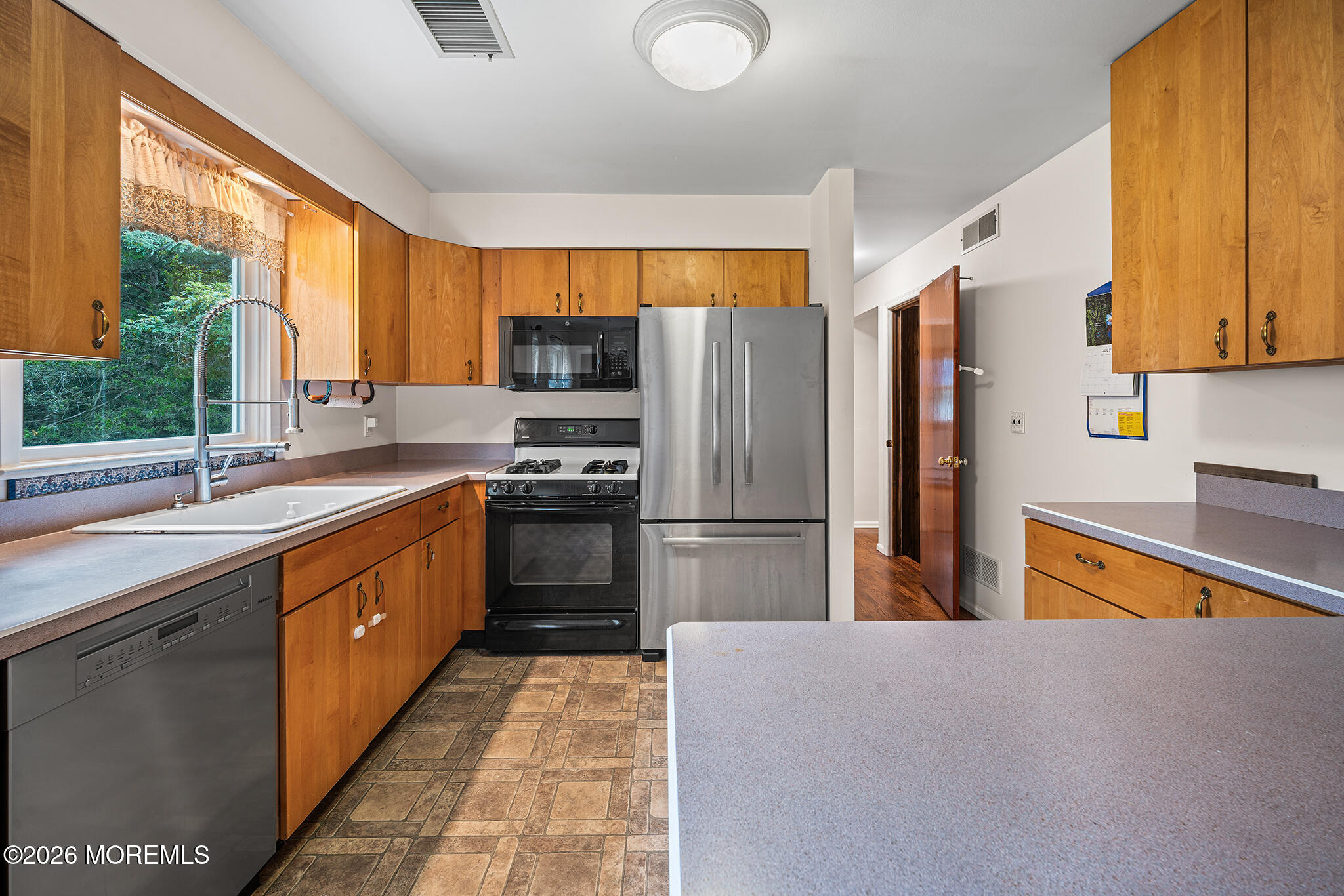 574 Henry Street Jackson NJ 08527