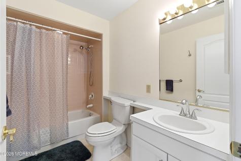 31 Portsmouth Drive Toms River NJ 08757