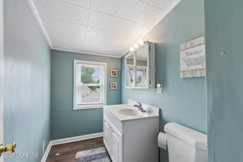 90 Manalapan Avenue Freehold NJ 07728