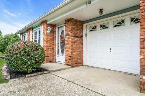 138 Lions Head Boulevard S Brick NJ 08723