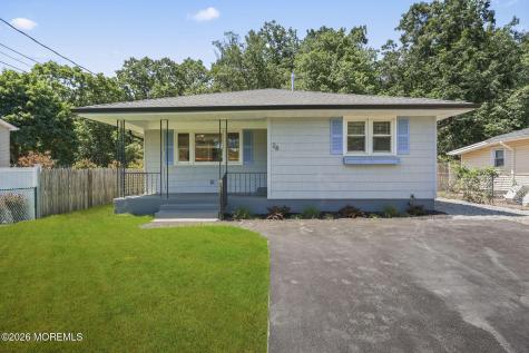 28 Pearl Drive Howell NJ 07731