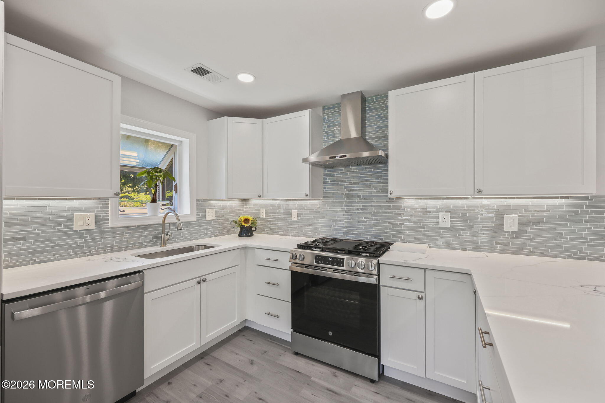 28 Pearl Drive Howell NJ 07731