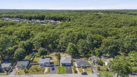 28 Pearl Drive Howell NJ 07731
