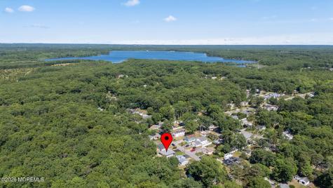 28 Pearl Drive Howell NJ 07731