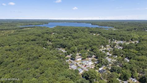 28 Pearl Drive Howell NJ 07731