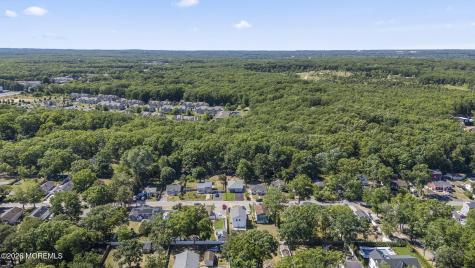 28 Pearl Drive Howell NJ 07731