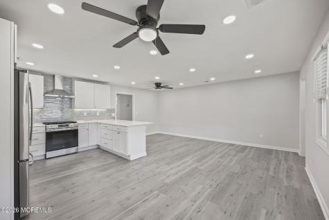 28 Pearl Drive Howell NJ 07731