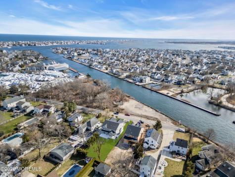 729 Mount Place Point Pleasant NJ 08742