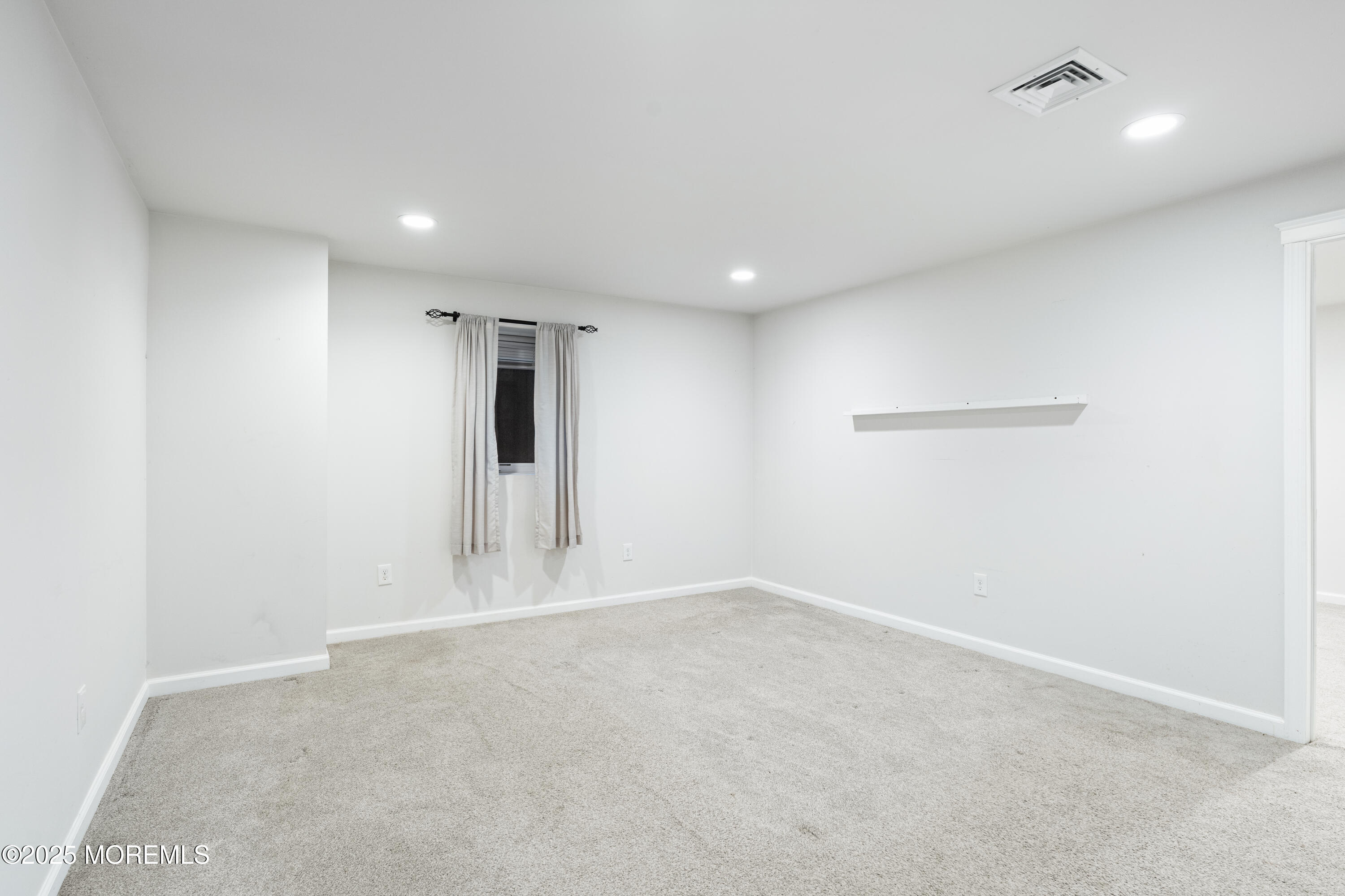 4 Belaire Drive Jackson NJ 08527