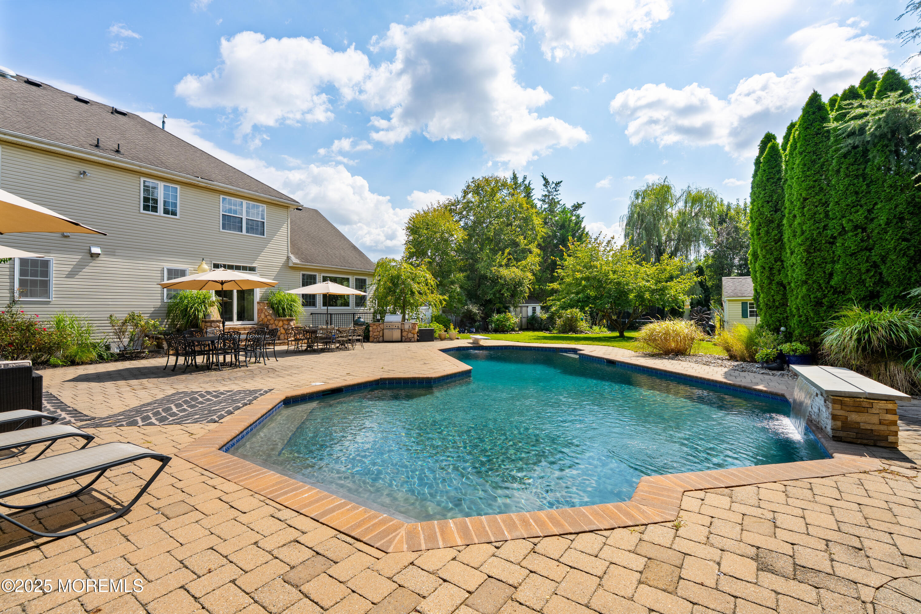 4 Belaire Drive Jackson NJ 08527