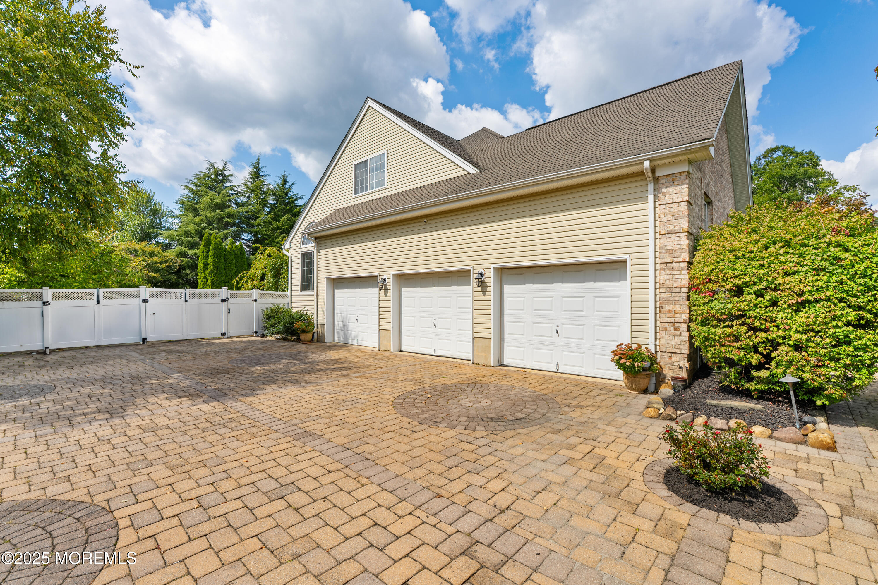 4 Belaire Drive Jackson NJ 08527