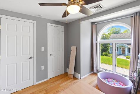 45 Compton Street Belford NJ 07718