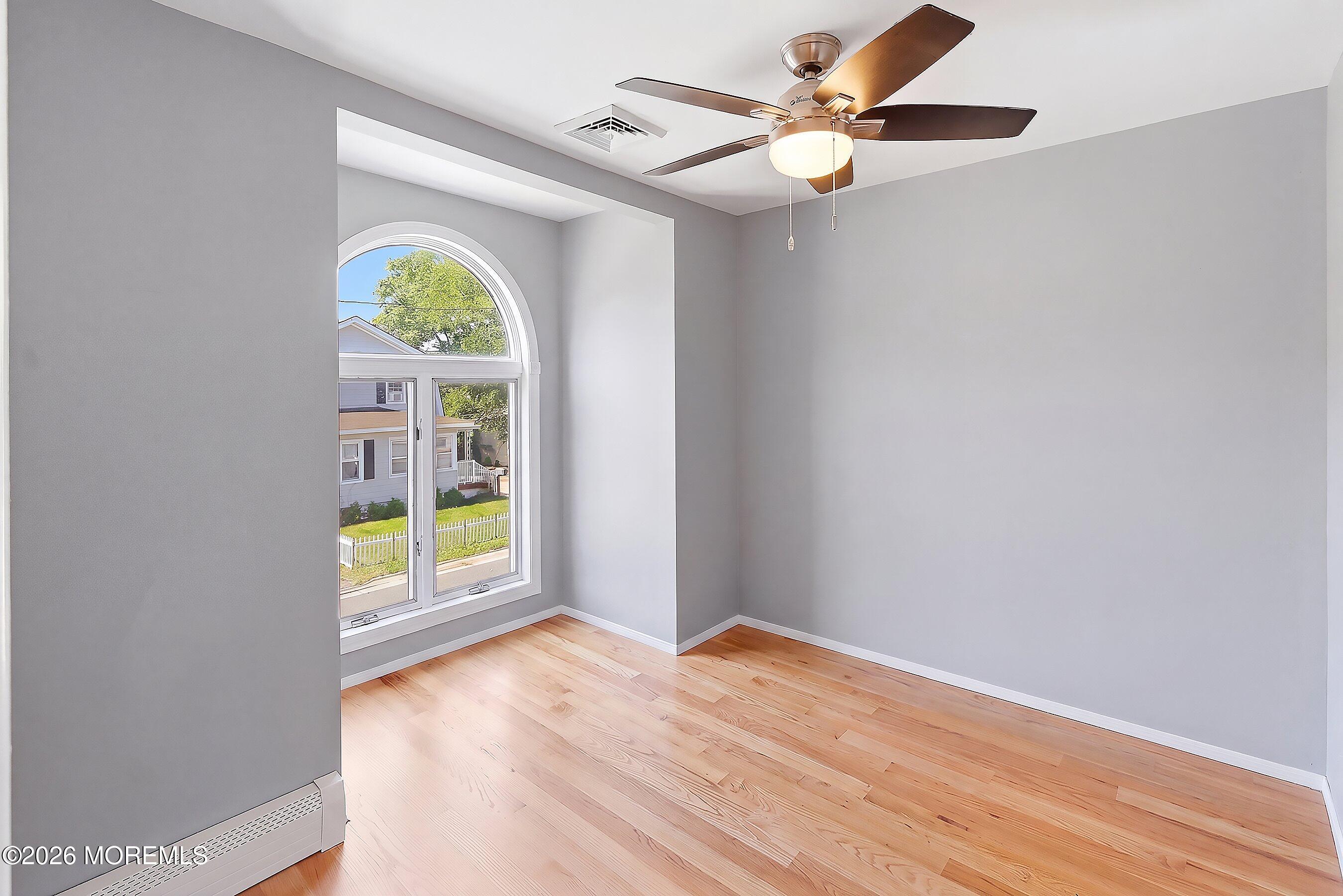 45 Compton Street Belford NJ 07718