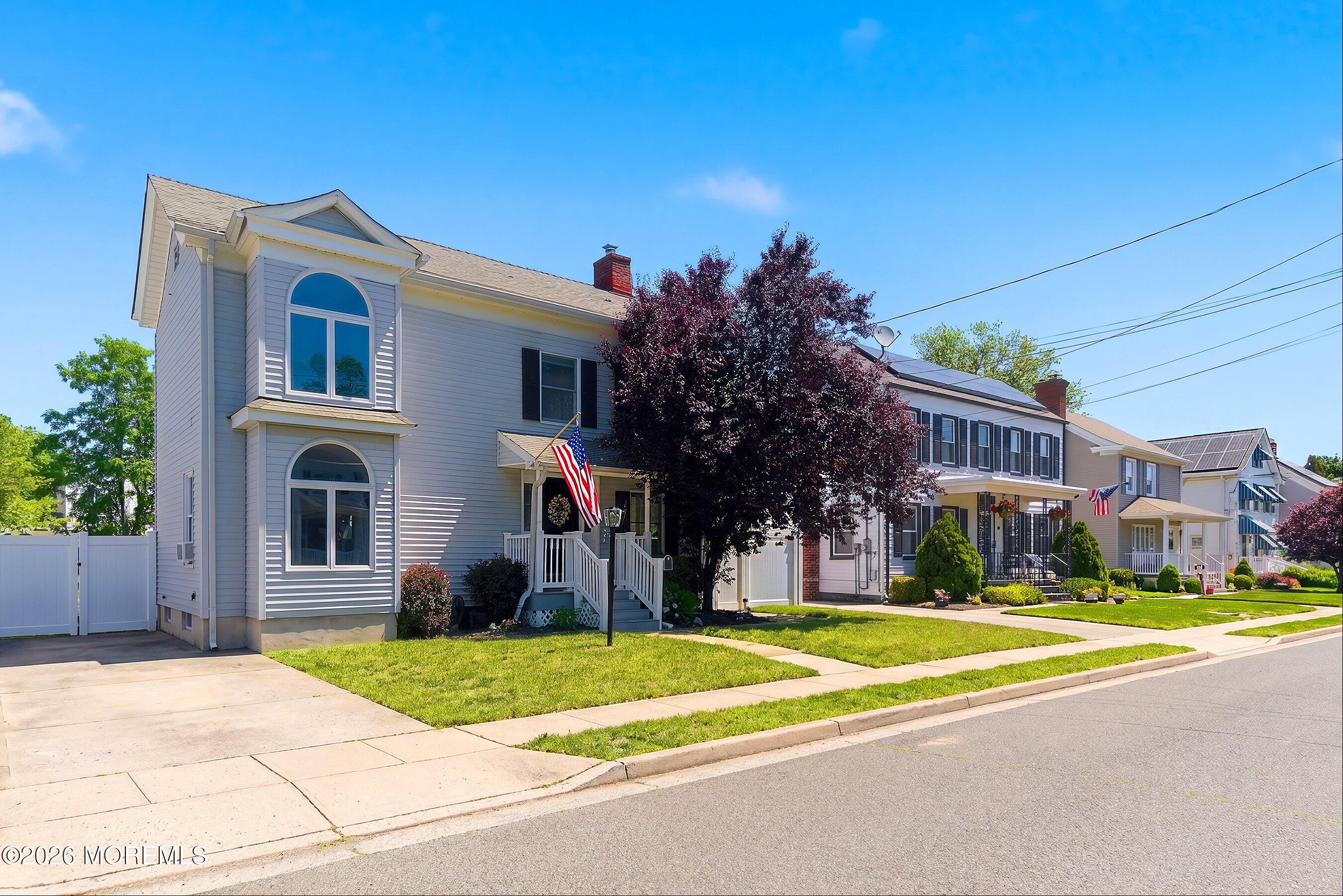 45 Compton Street Belford NJ 07718