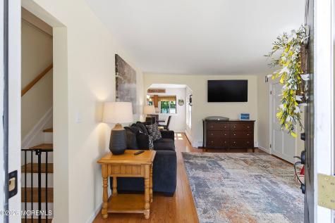 45 Compton Street Belford NJ 07718