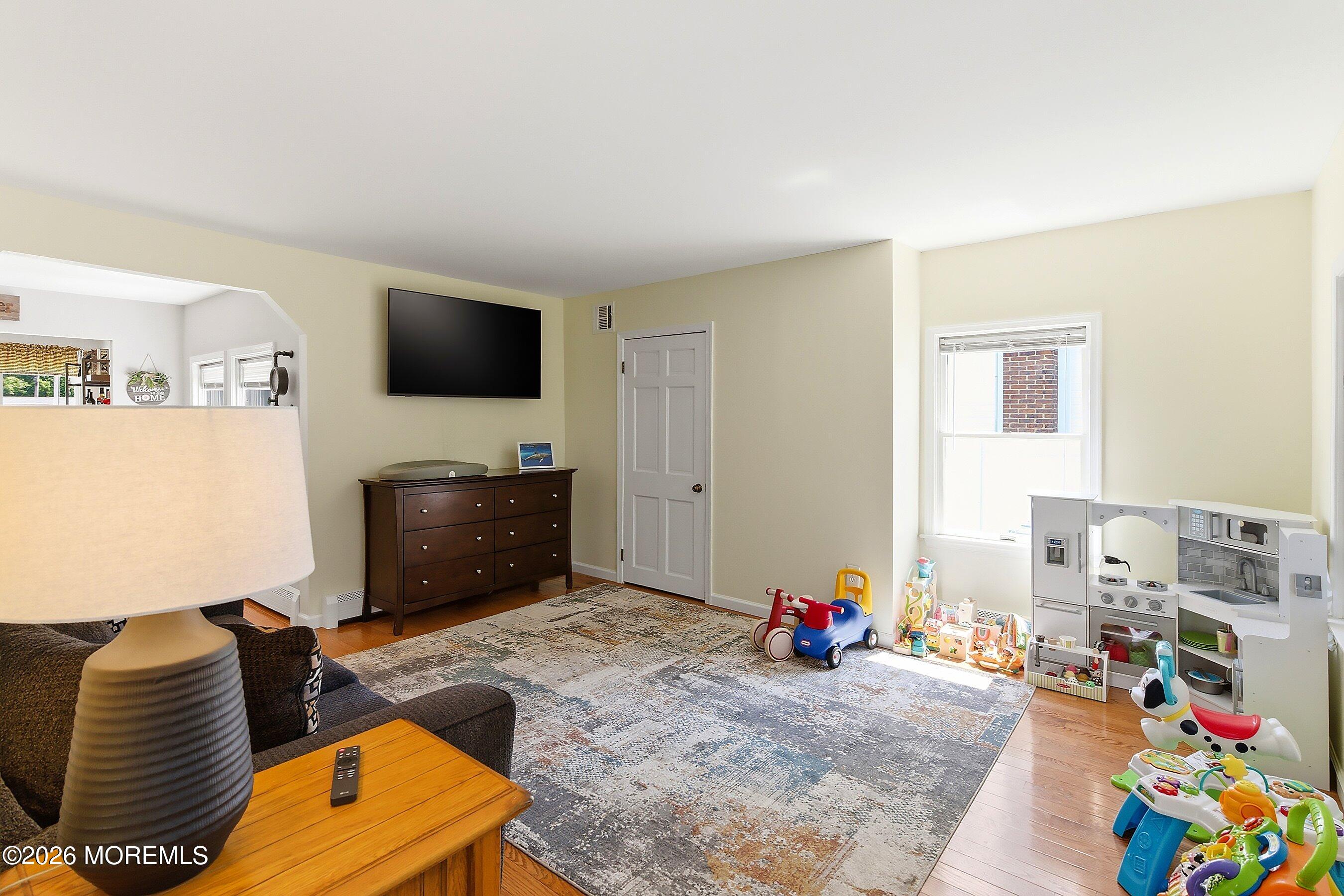 45 Compton Street Belford NJ 07718