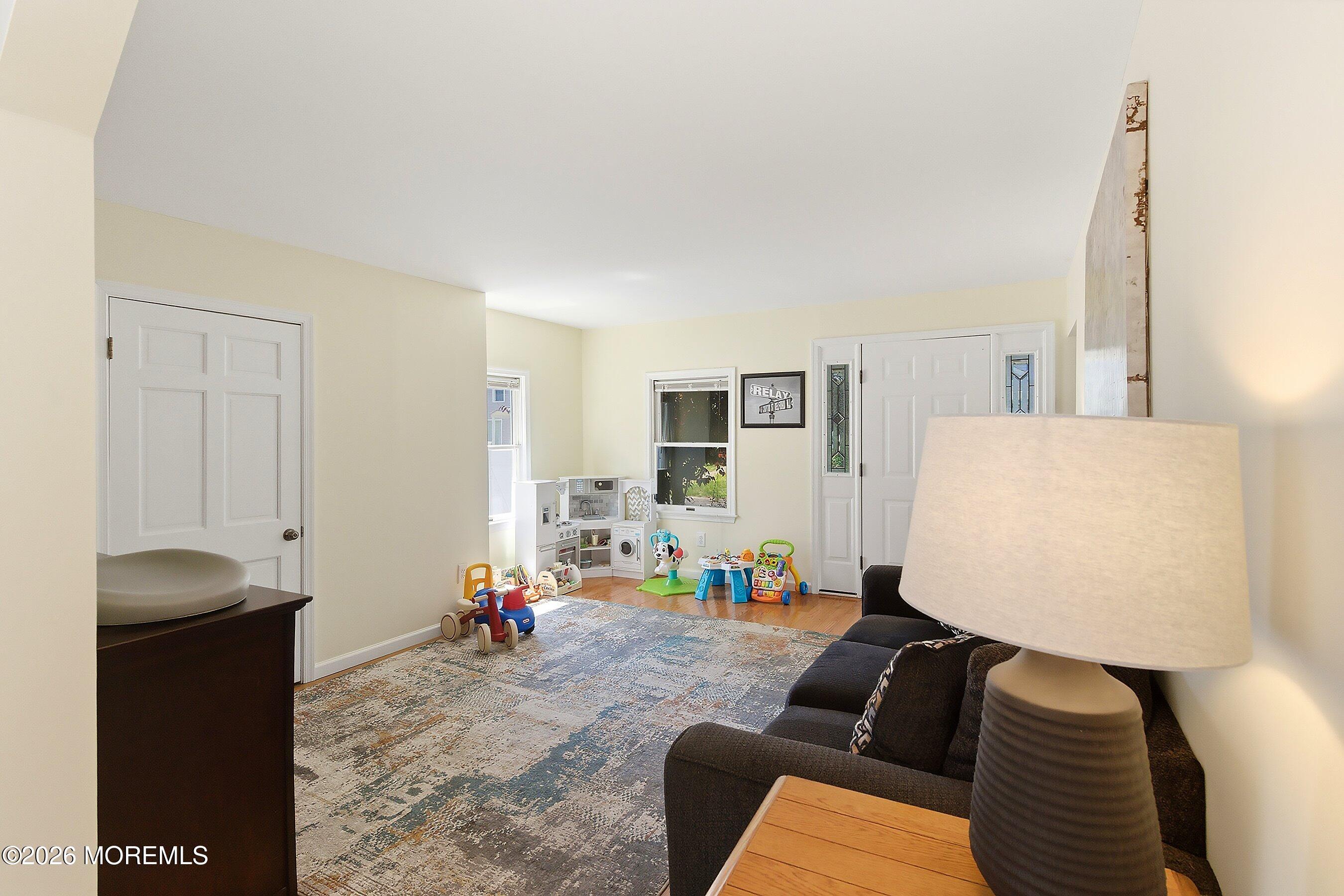 45 Compton Street Belford NJ 07718