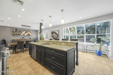 22 Alison Court Marlboro NJ 07746
