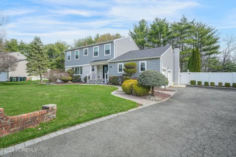 22 Alison Court Marlboro NJ 07746