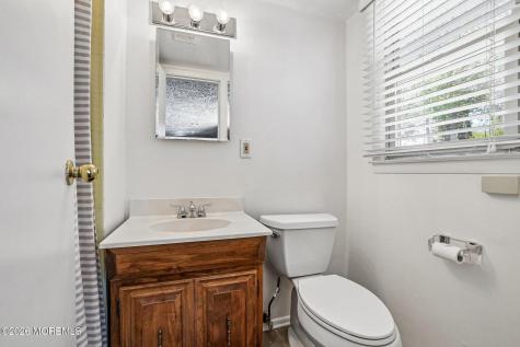 40 Stratford Drive Manalapan NJ 07726