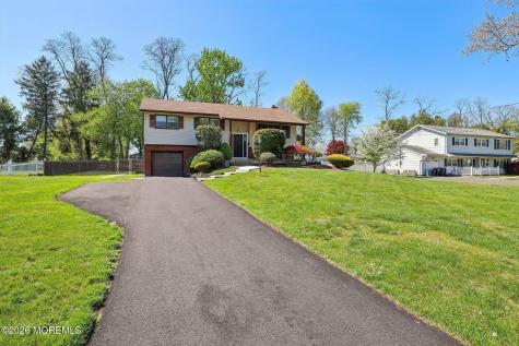 40 Stratford Drive Manalapan NJ 07726