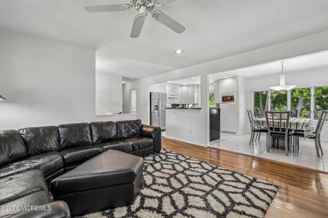 40 Stratford Drive Manalapan NJ 07726