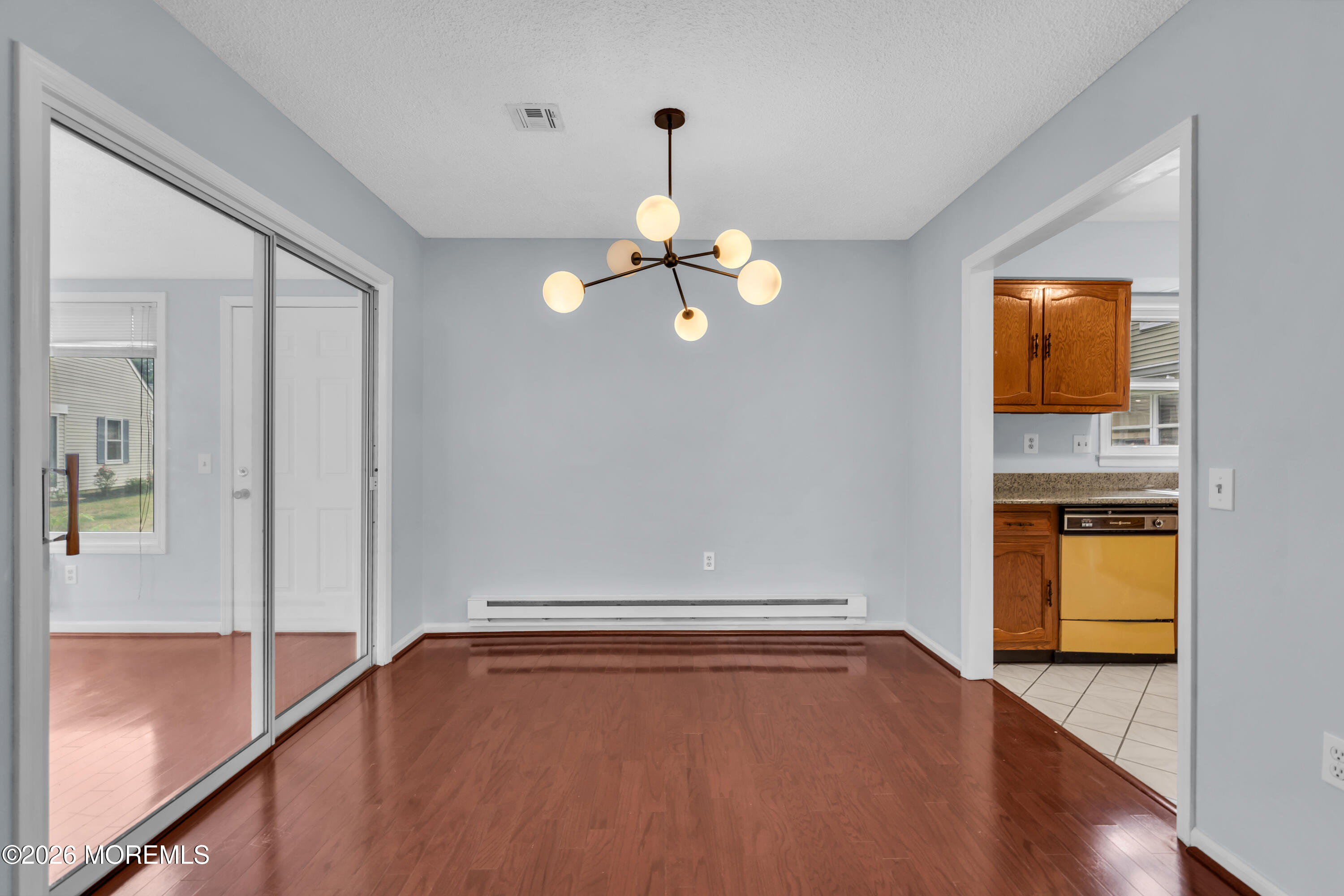 452 Roxbury Lane Monroe NJ 08831