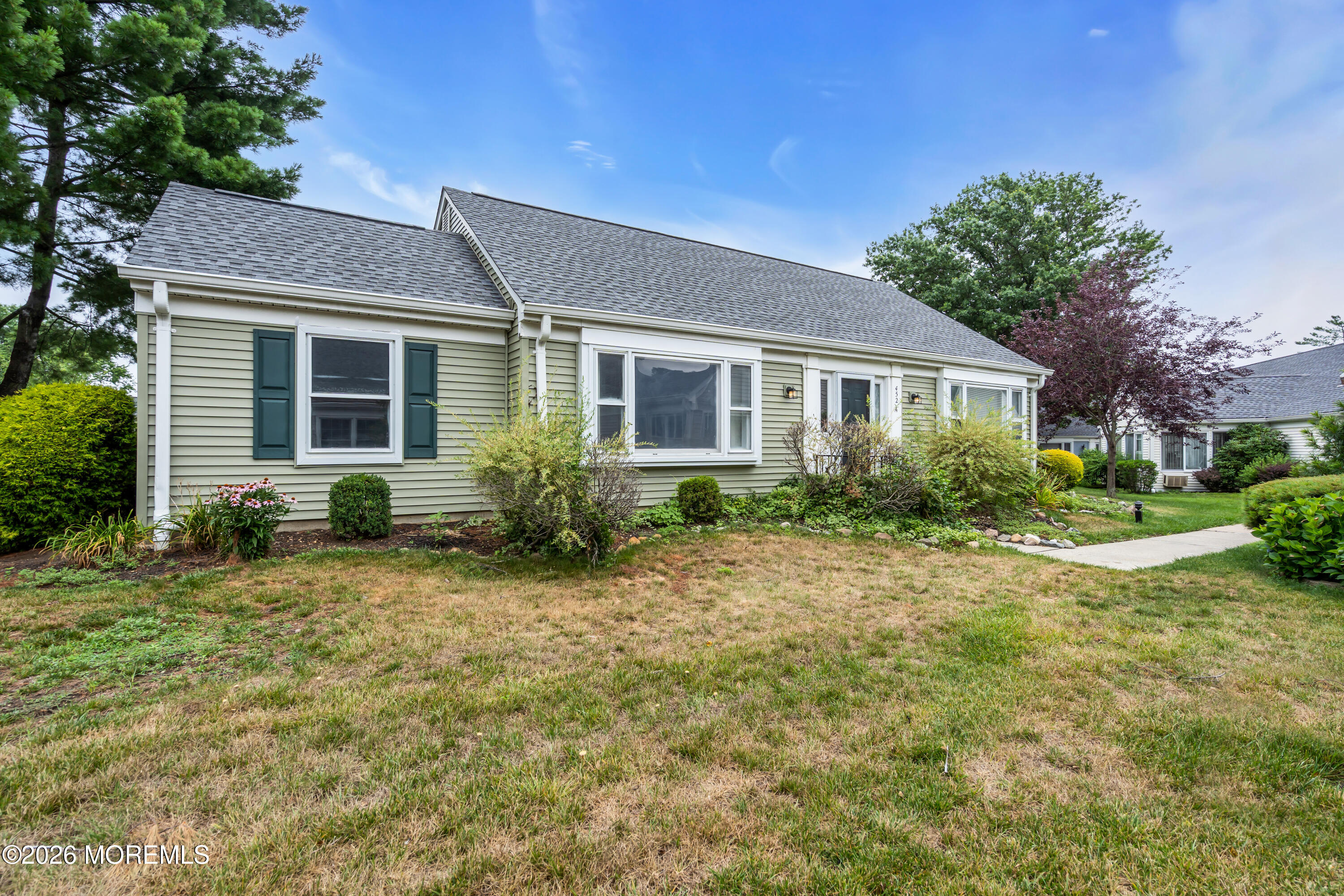 452 Roxbury Lane Monroe NJ 08831