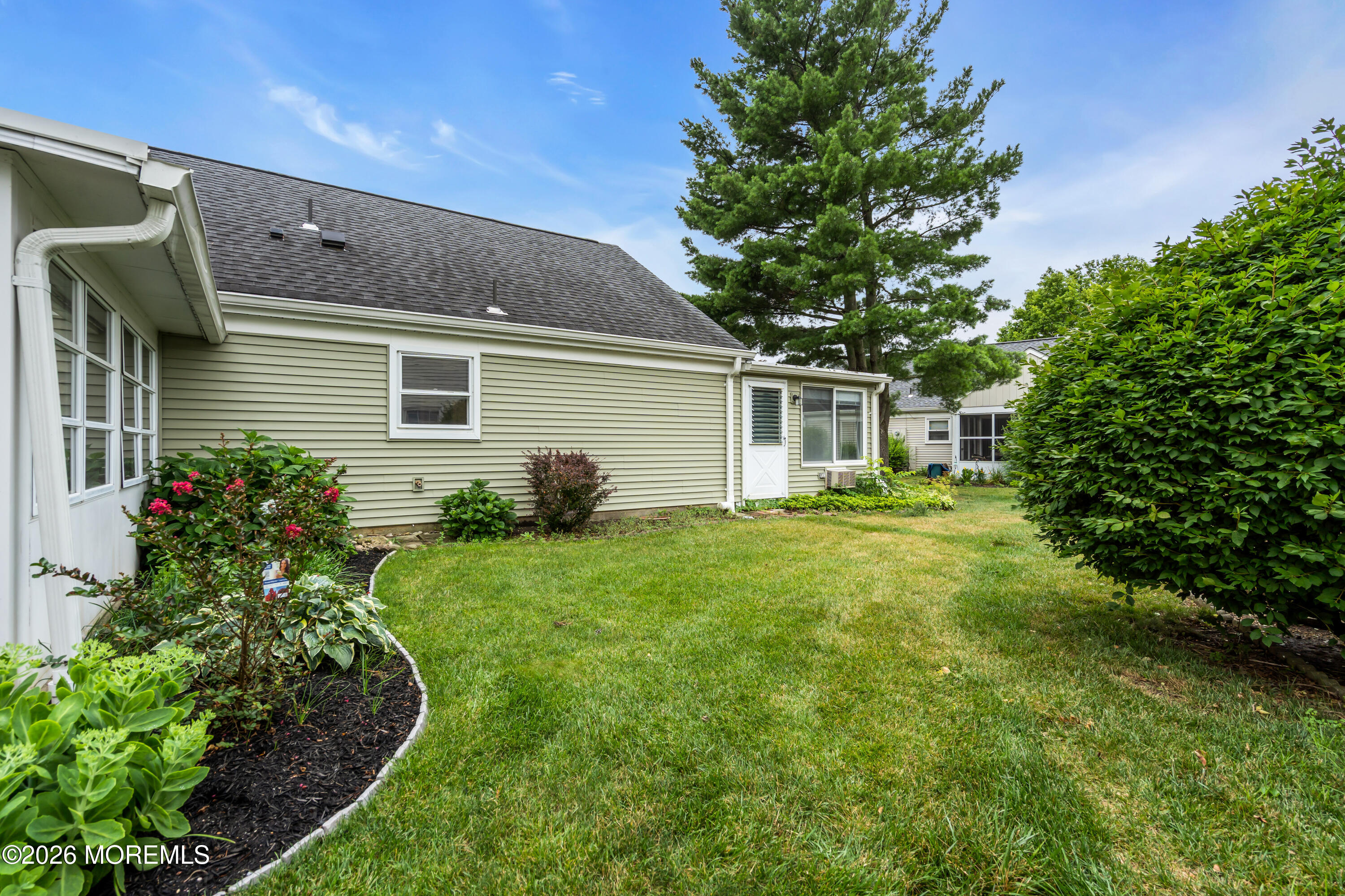 452 Roxbury Lane Monroe NJ 08831