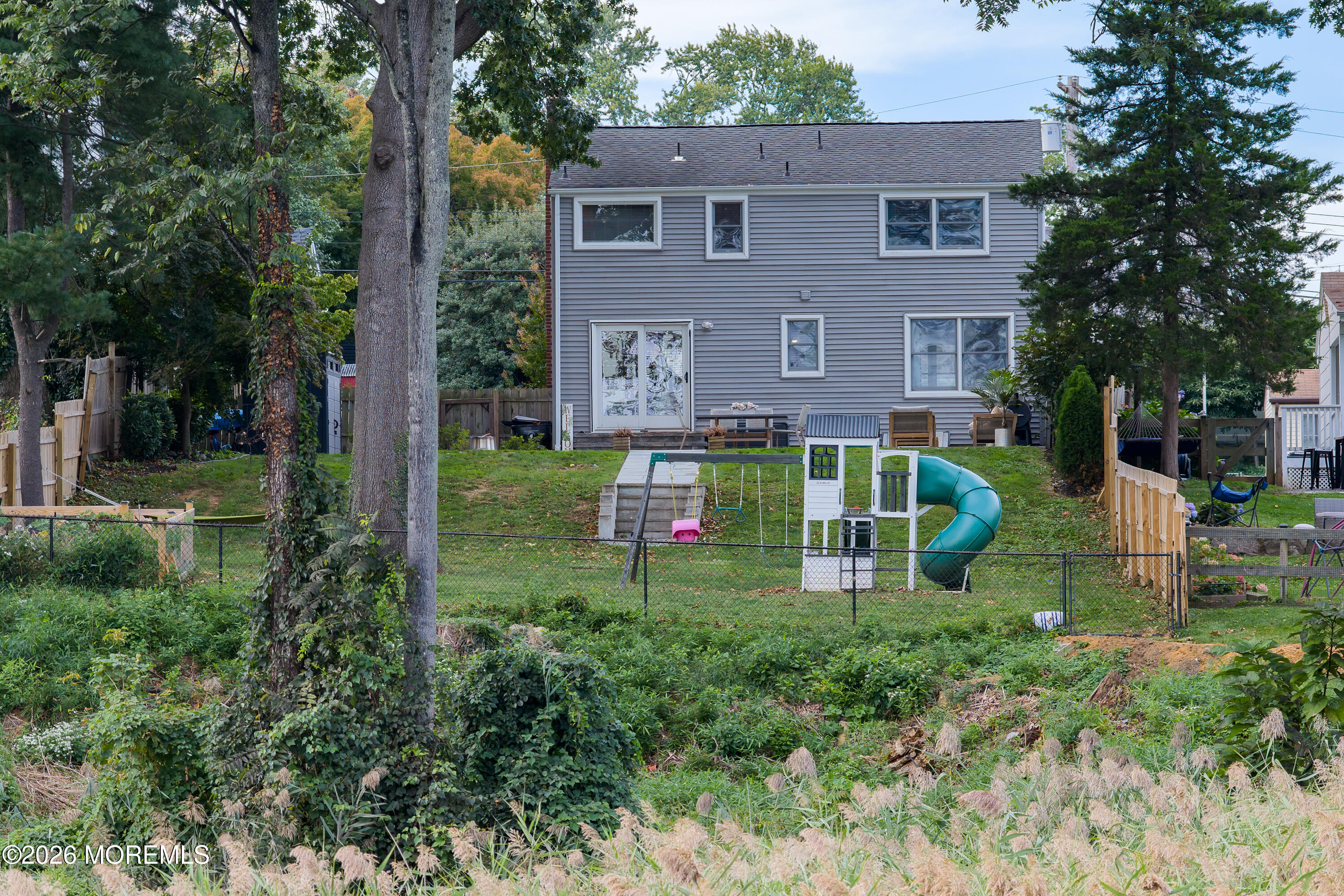 90 Hillside Street Red Bank NJ 07701