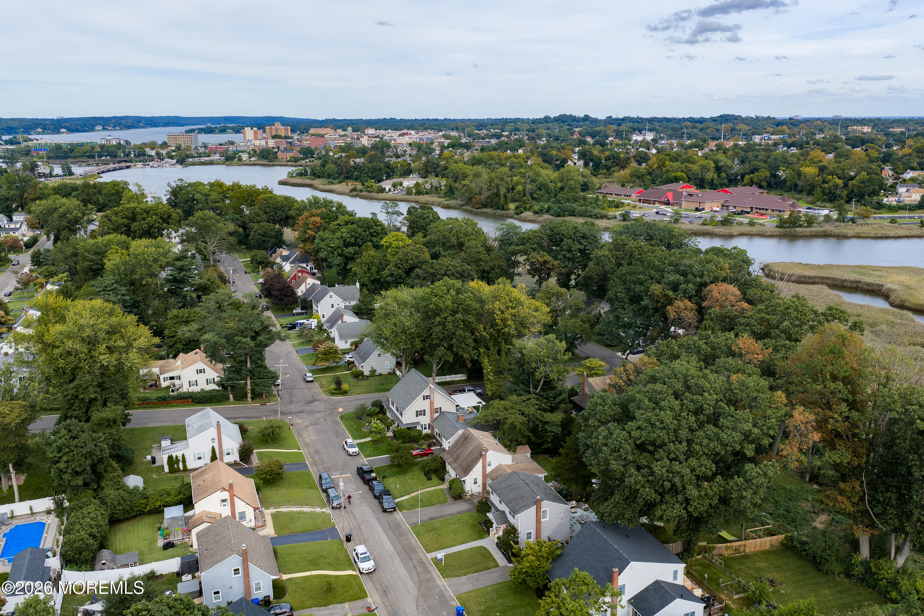 90 Hillside Street Red Bank NJ 07701