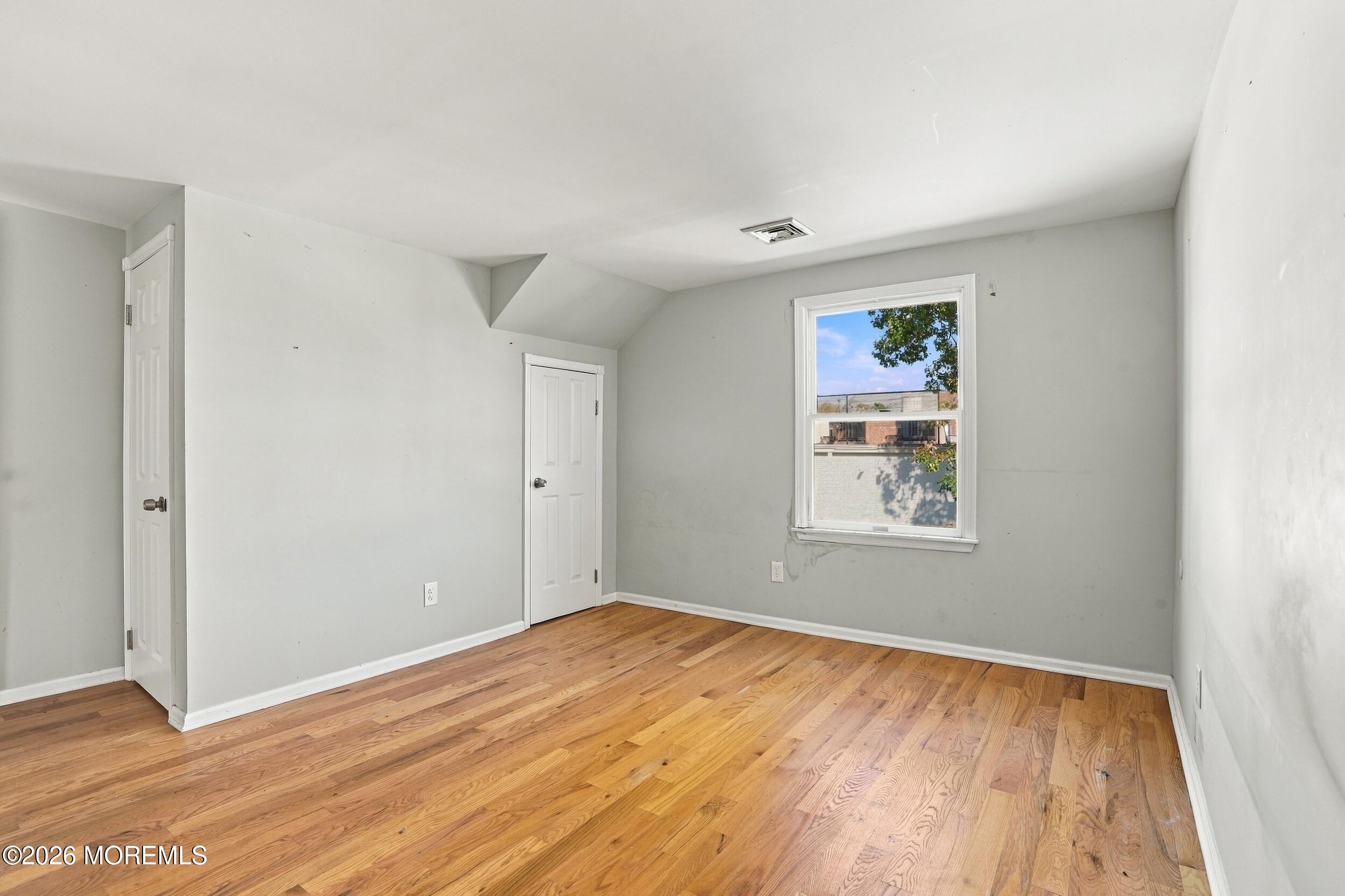 110 Beach Avenue Beachwood NJ 08722