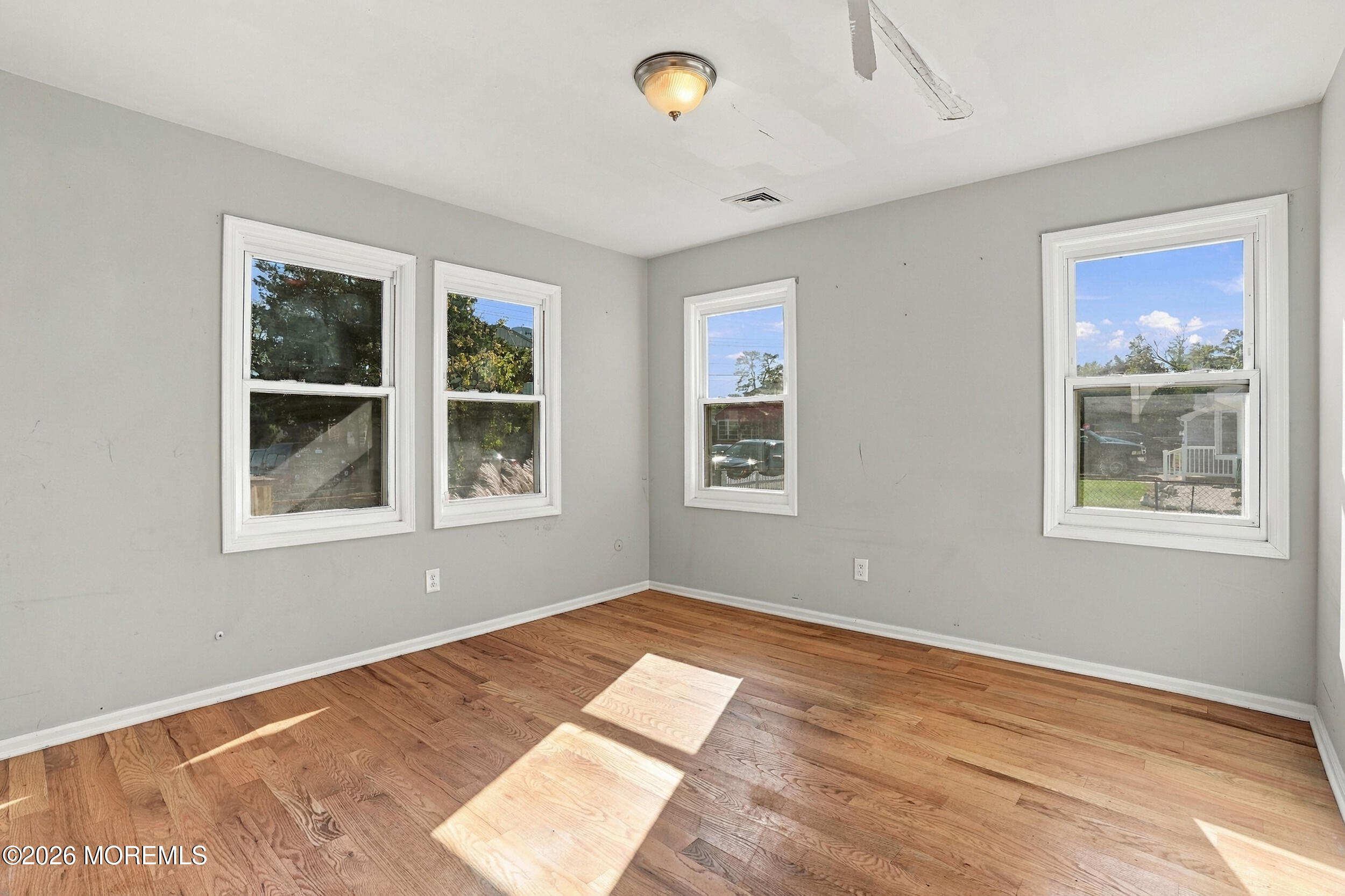 110 Beach Avenue Beachwood NJ 08722