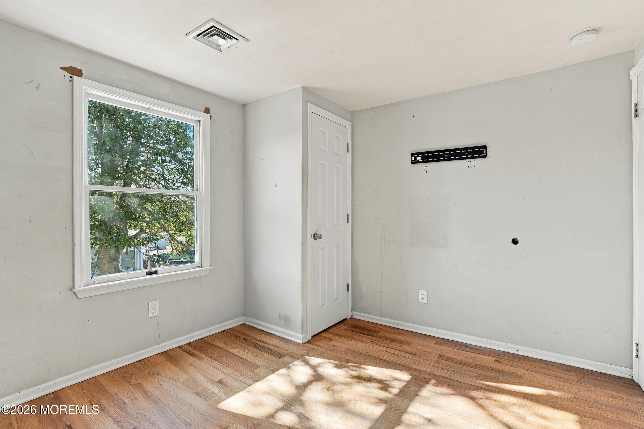 110 Beach Avenue Beachwood NJ 08722