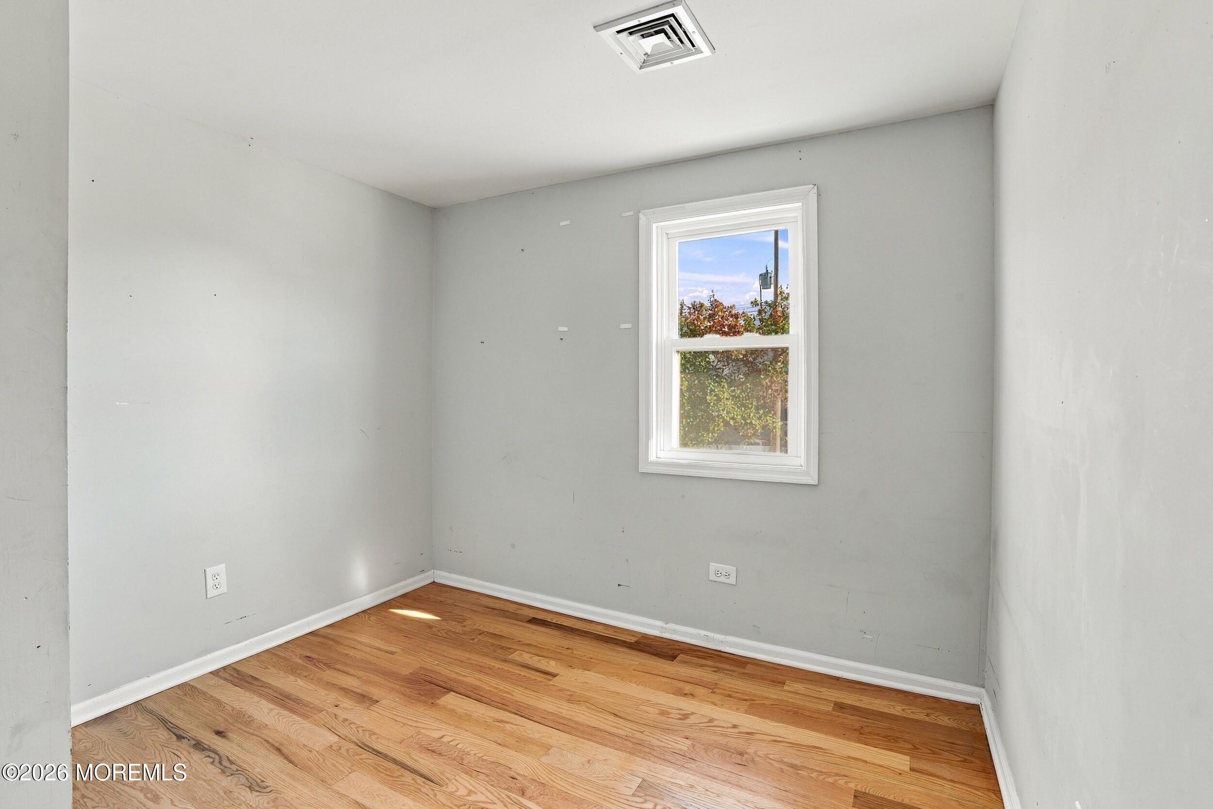 110 Beach Avenue Beachwood NJ 08722
