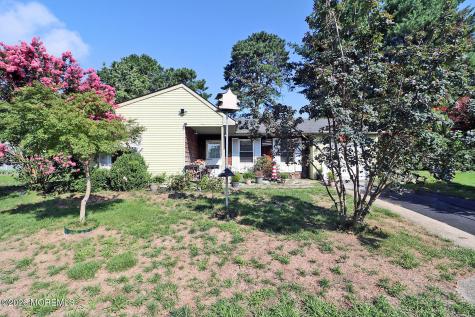 2 Brooklane Court Whiting NJ 08759