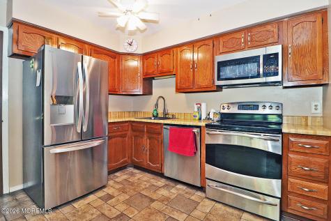 2 Brooklane Court Whiting NJ 08759