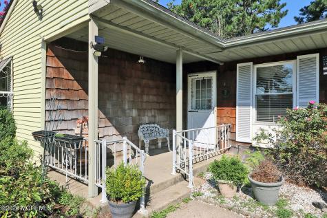 2 Brooklane Court Whiting NJ 08759
