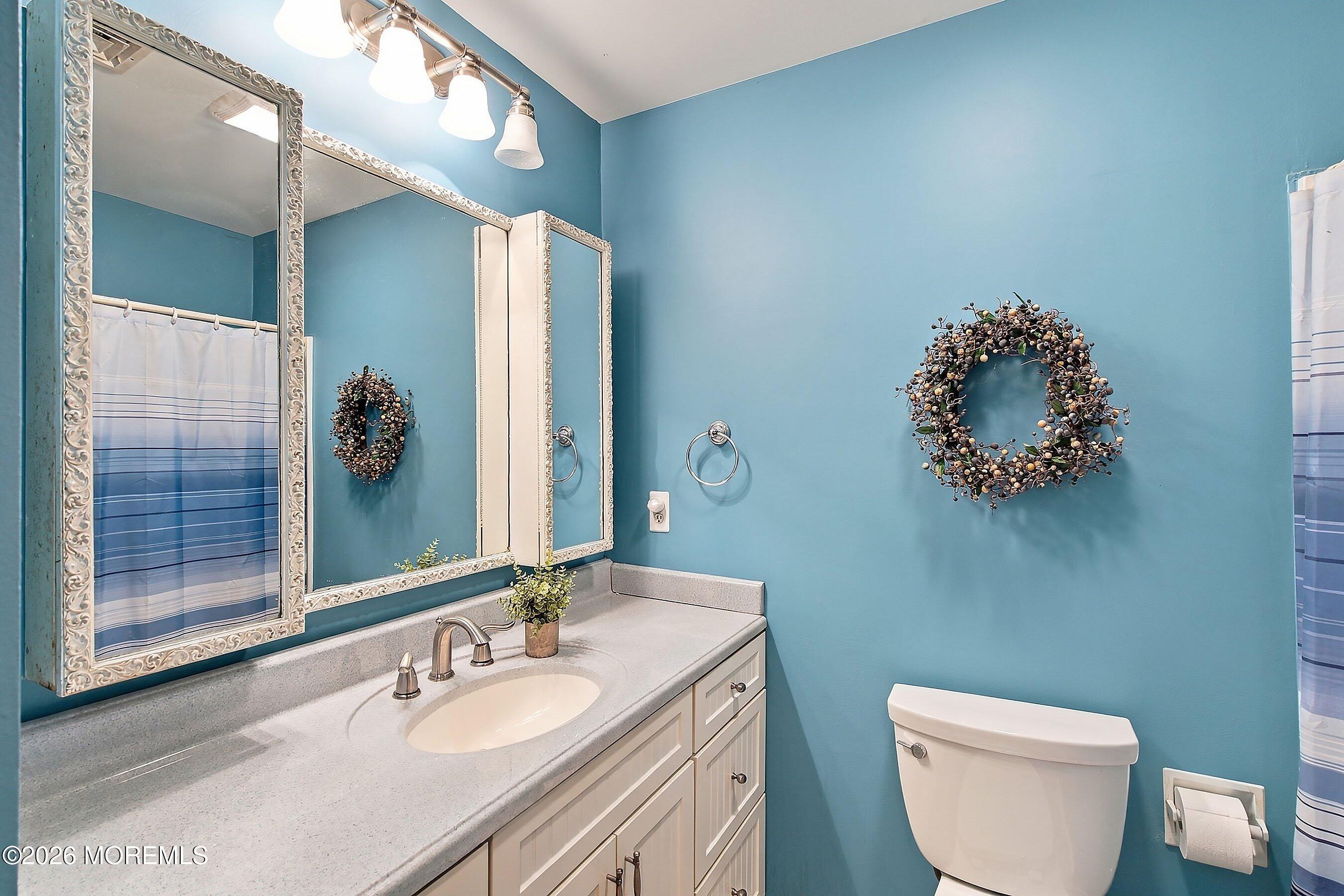 32 Arneytown Hornerstown Road Cream Ridge NJ 08514