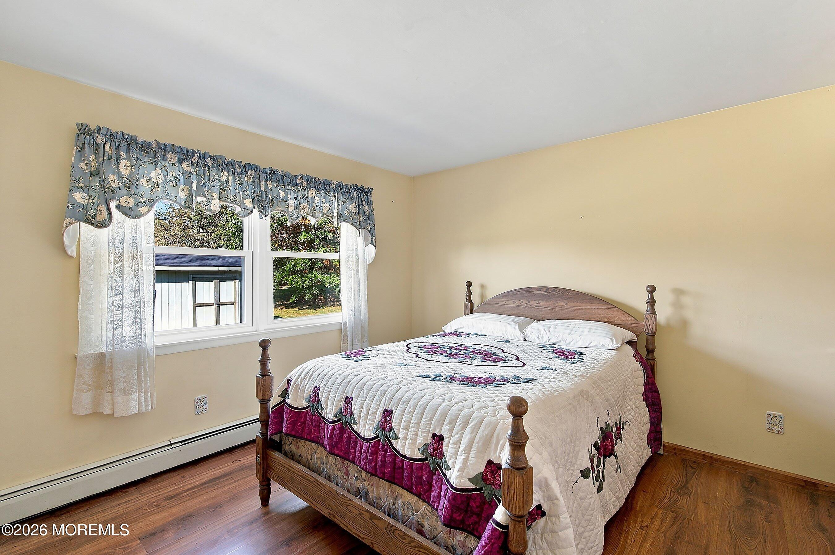 32 Arneytown Hornerstown Road Cream Ridge NJ 08514