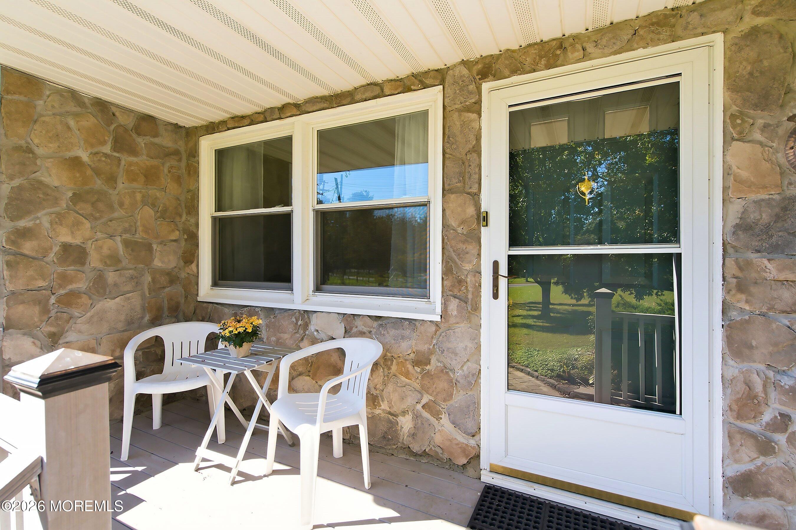 32 Arneytown Hornerstown Road Cream Ridge NJ 08514