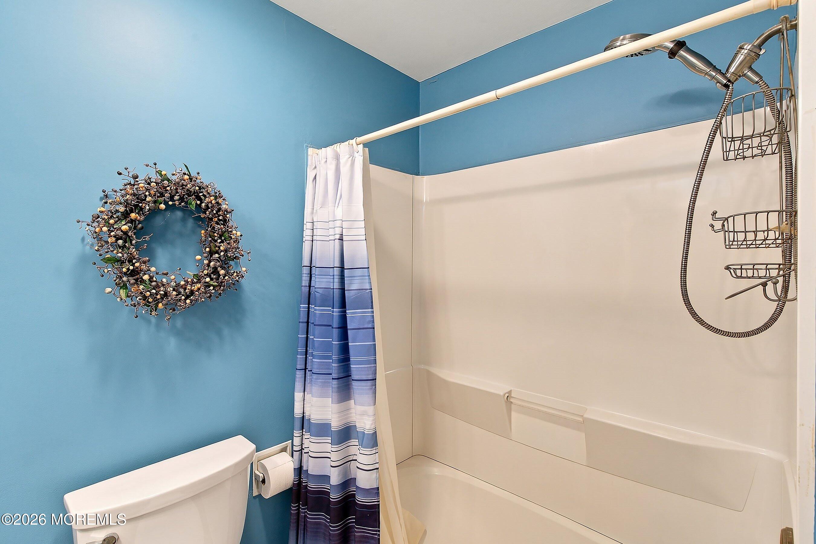 32 Arneytown Hornerstown Road Cream Ridge NJ 08514