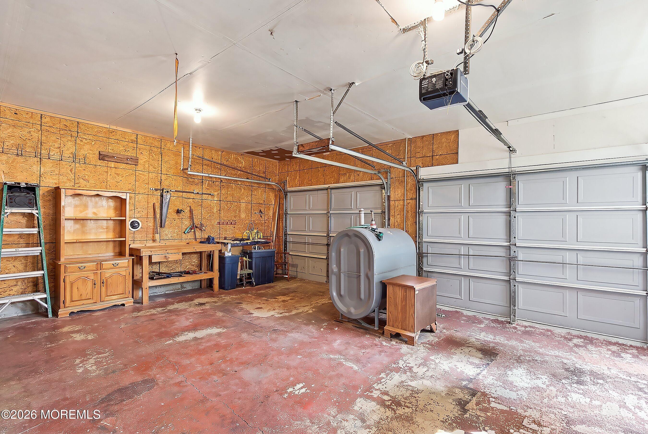 32 Arneytown Hornerstown Road Cream Ridge NJ 08514