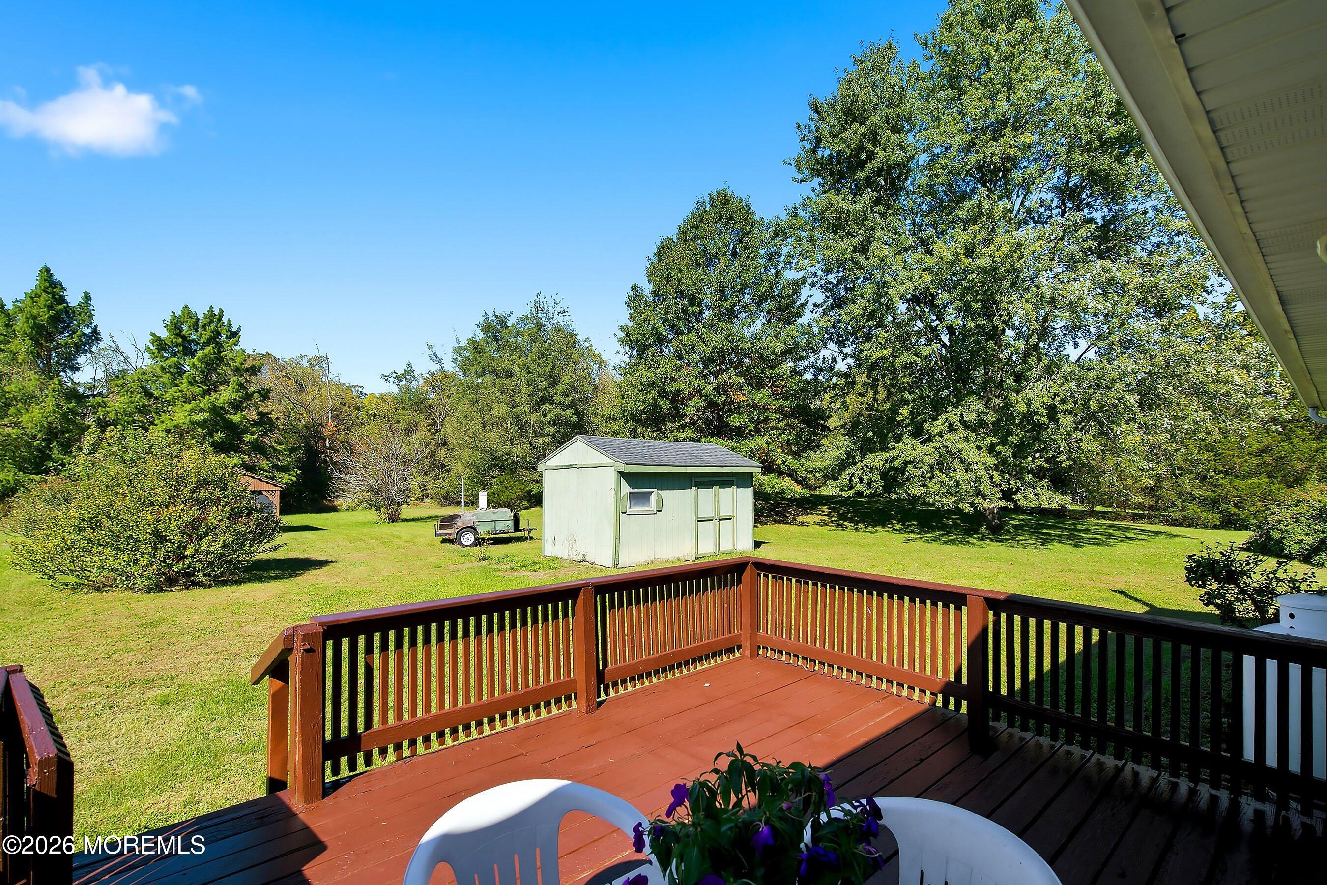32 Arneytown Hornerstown Road Cream Ridge NJ 08514