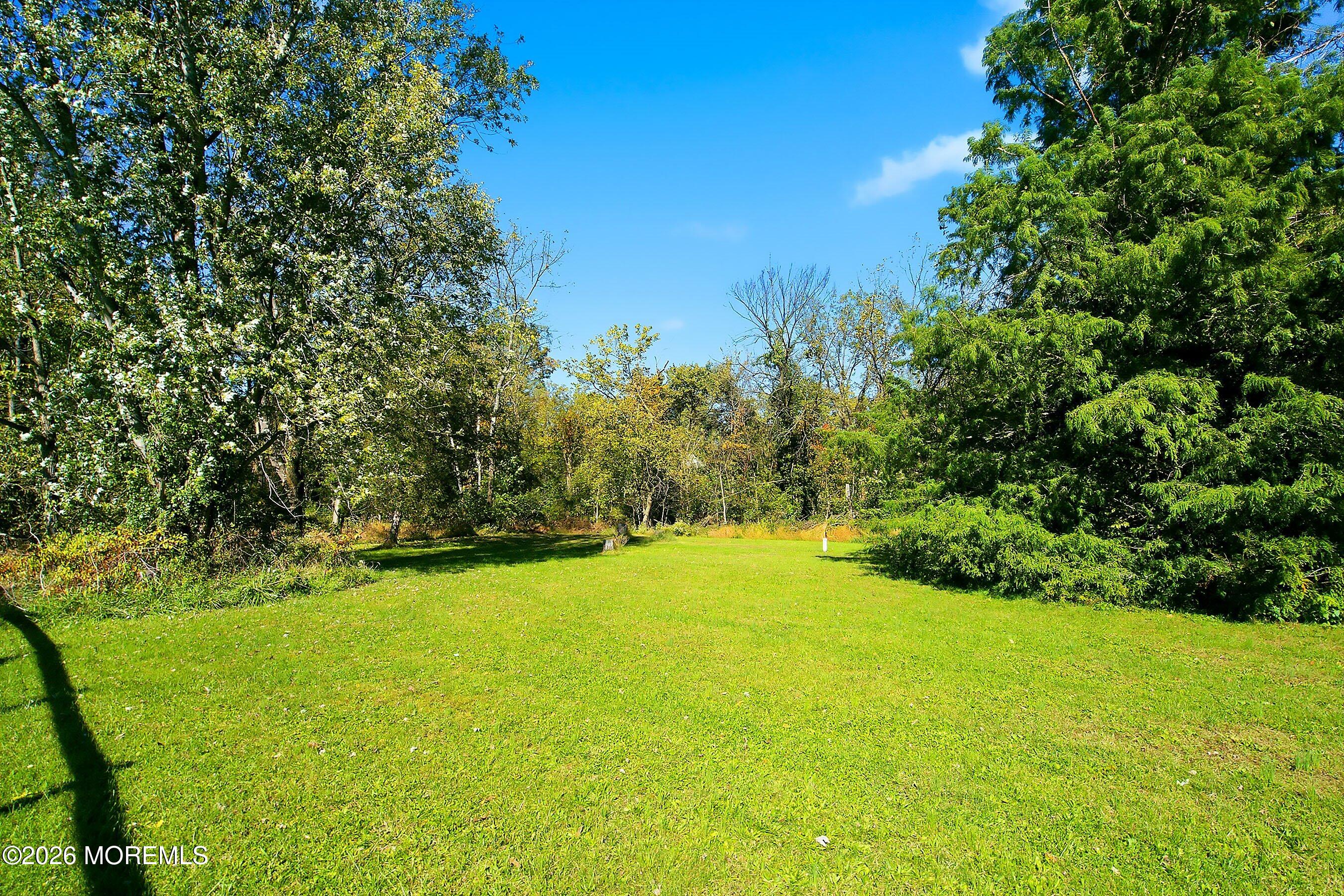 32 Arneytown Hornerstown Road Cream Ridge NJ 08514