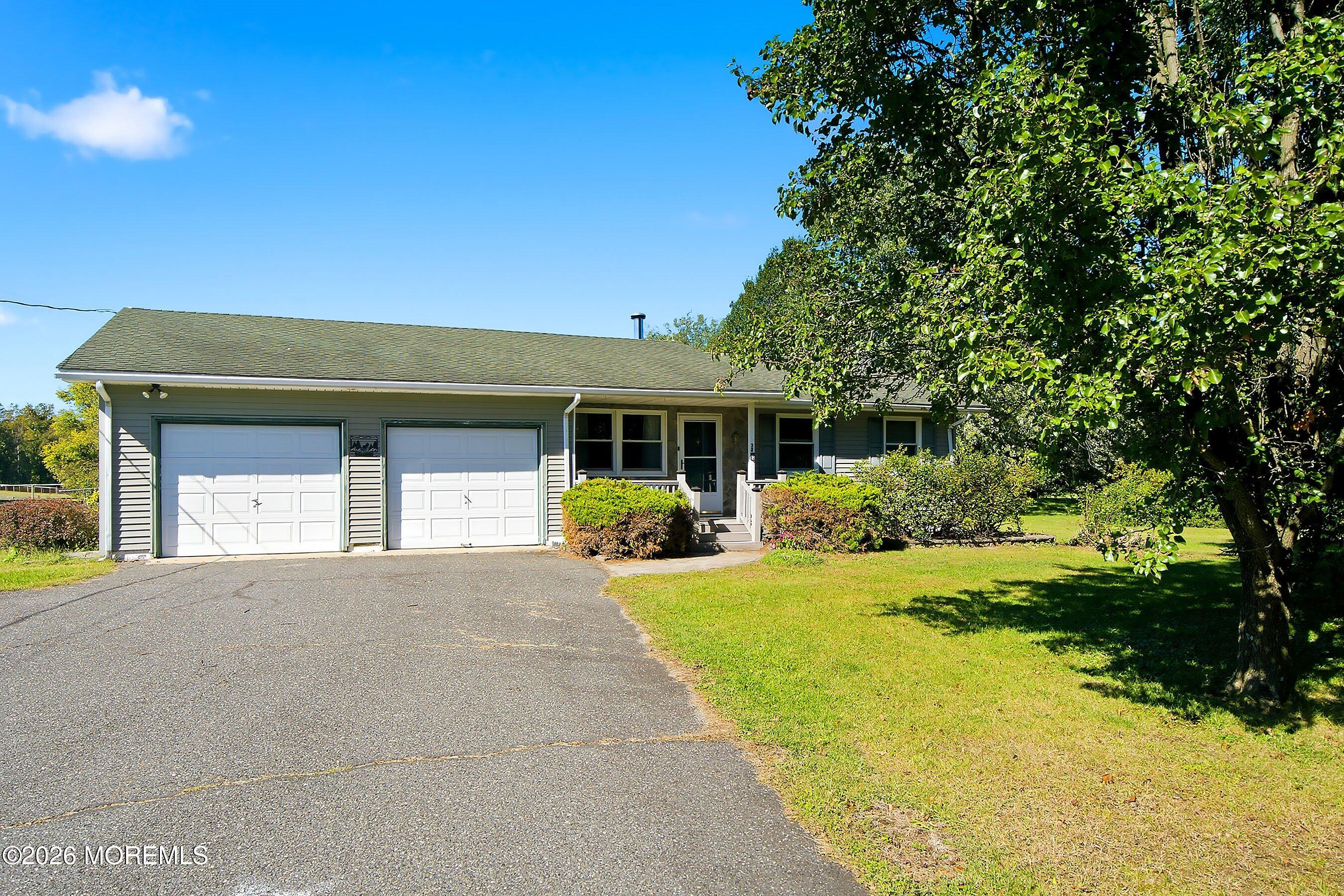 32 Arneytown Hornerstown Road Cream Ridge NJ 08514