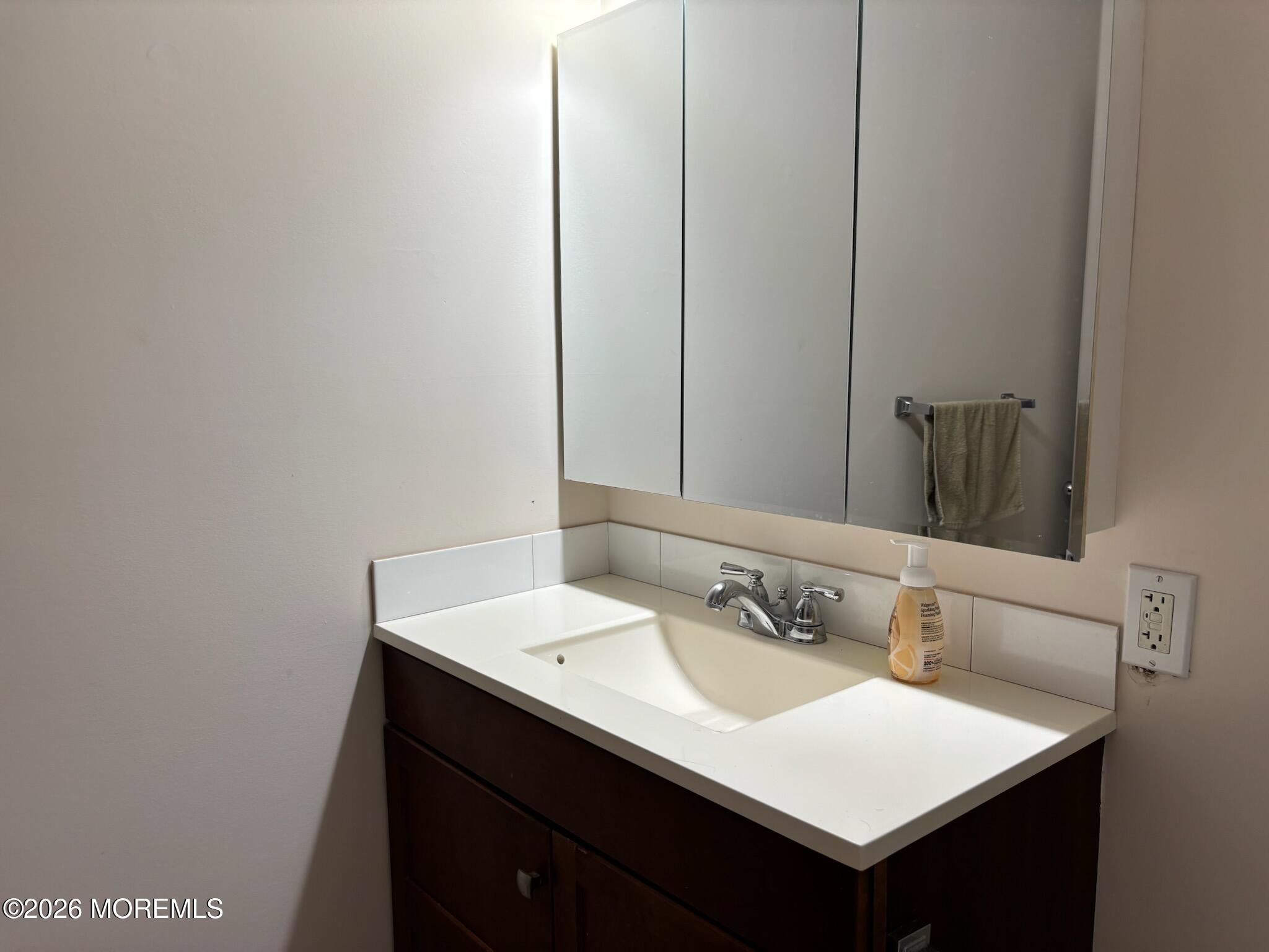 13 Wintergreen Lane Whiting NJ 08759