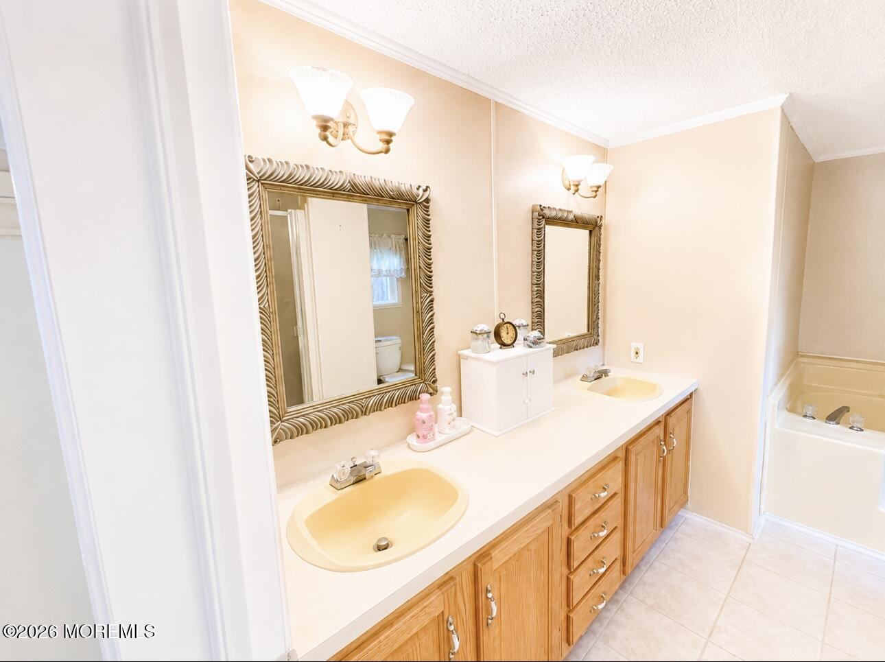 4 Hibiscus Place Jackson NJ 08527