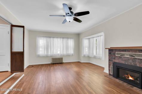 323 Florence Road Middletown NJ 07748